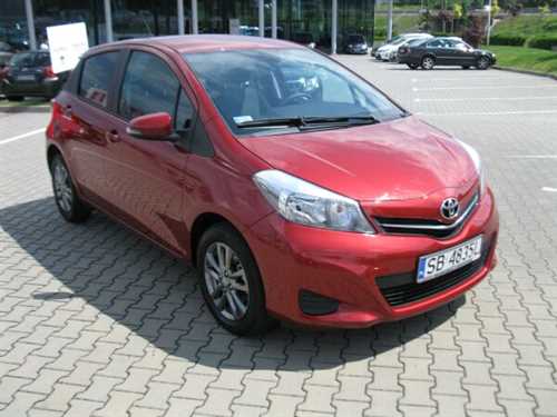 Toyota Yaris 1.33 Premium Benzyna, 2014 r.