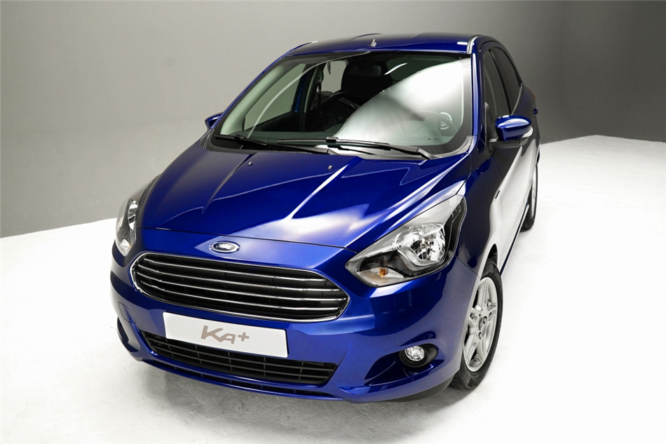 Nowy Ford KA+ oferuje pakowne wnętrze, wysoką wydajność i radość z jazdy