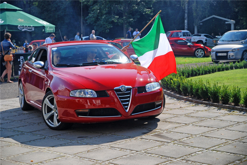 Festiwalu Miłośników Włoskiej Motoryzacji Forza Italia 2014
