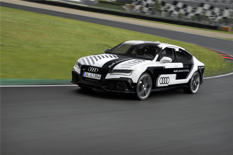 Audi prezentuje autonomiczne RS7
