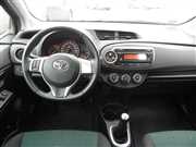 Toyota Yaris 1.0 VVT-i Active Benzyna, 2012 r.