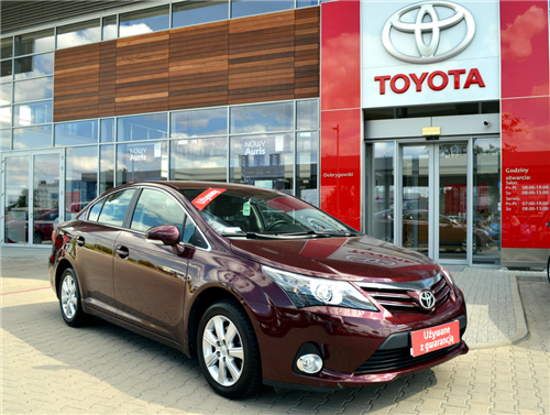 Toyota Avensis 1.8 Premium+ Business MS Benzyna, 2014 r.