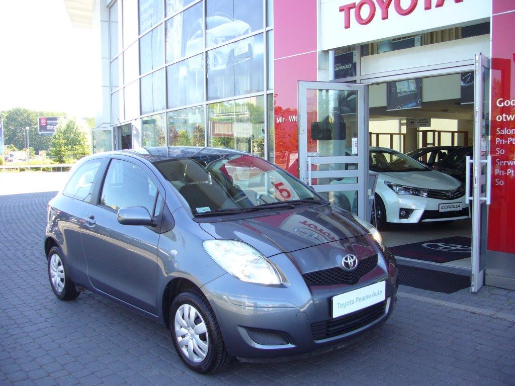 Toyota yaris 1 0 luna 2009