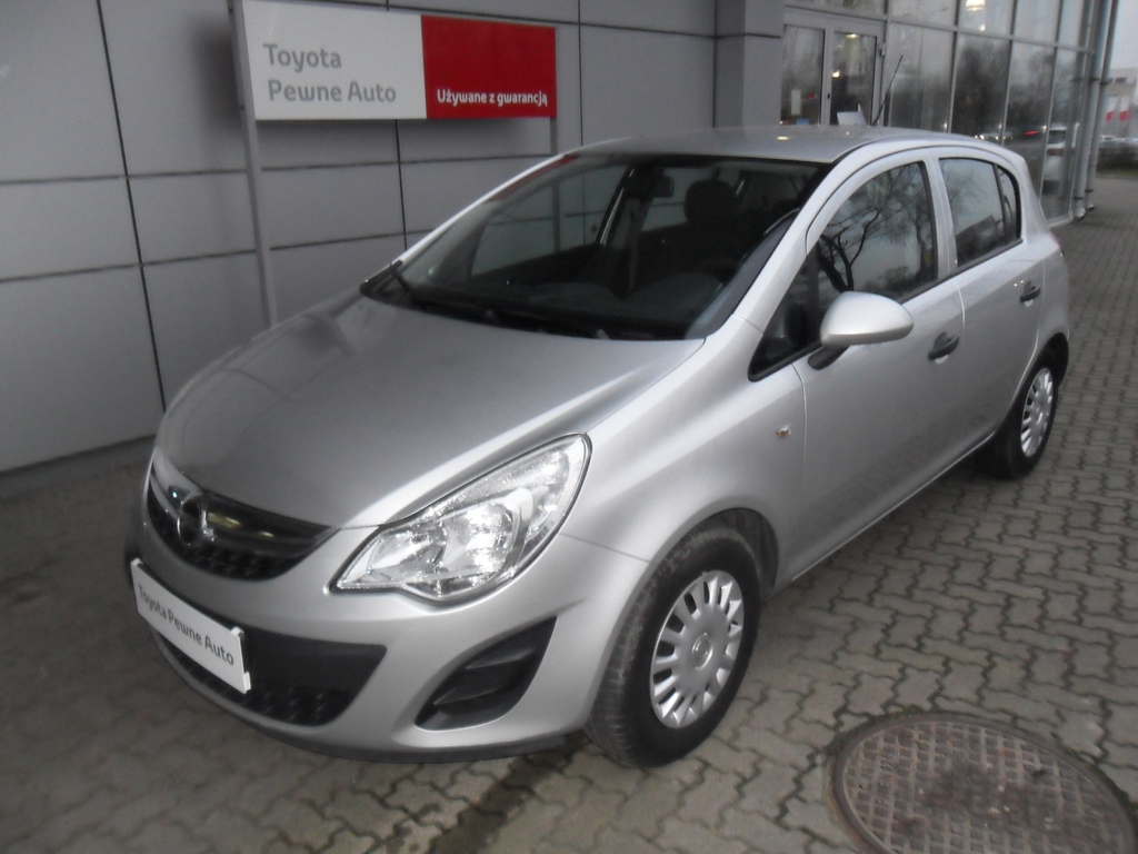 Opel Corsa D 1 0 Essentia Benzyna 2011 R Autoranking Pl