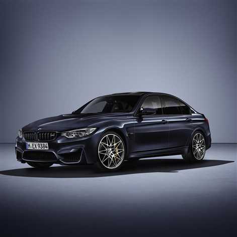 BMW świętuje 30 lat M3