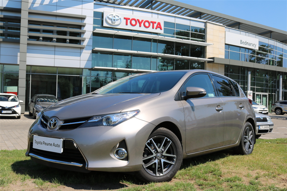 Toyota Auris 1.6 Premium Style F-VAT Benzyna, 2015 r.