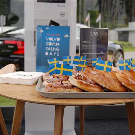 Fika Cafe i kino plenerowe Volvo podczas Volvo Gdynia Sailing Days