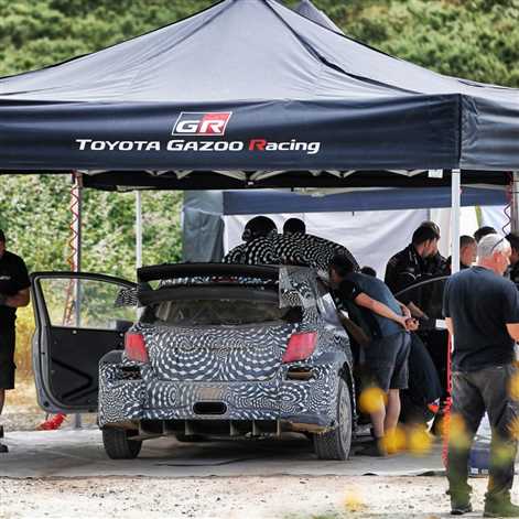 Tommi Mäkinen rozpoczął testy drugiego wcielenia Yarisa WRC