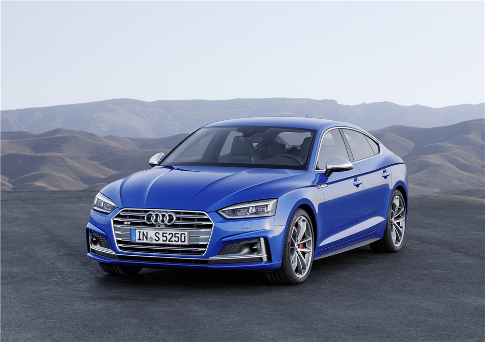 Nowe Audi A5 i Audi S5 Sportback - stylistyka łączy się z funkcjonalnością