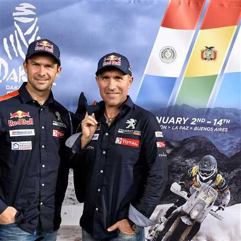 Peugeot 3008 DKR w nowych barwach na rajd Dakar 2017