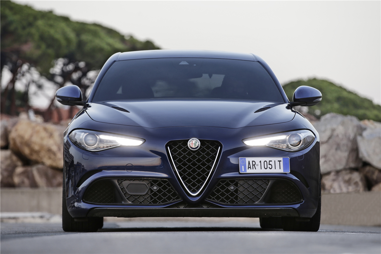 Alfa Romeo Giulia Quadrifoglio wybrana „Samochodem Roku