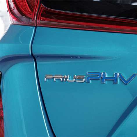 Nowy Prius Plug-in Hybrid pojedzie za punkty