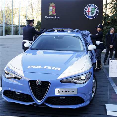 Nowa flota samochodów włoskiej Policji