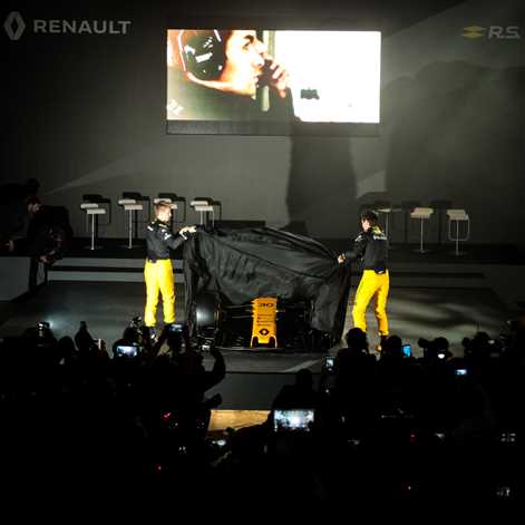 Londyńska premiera nowego bolidu R.S.17 Renault Sport Formula One Team