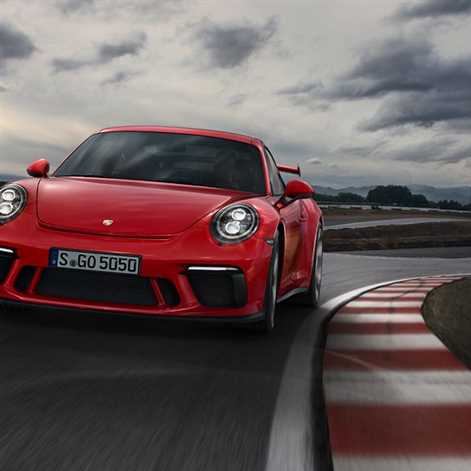 911 na drogę i na tor – nowe Porsche 911 GT3