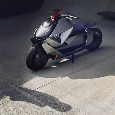 BMW Motorrad Concept Link, czyli nowy pomysł na miejski jednoślad