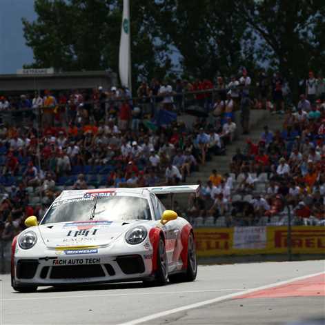 Pierwsza wygrana Juniora Porsche Matta Campbella