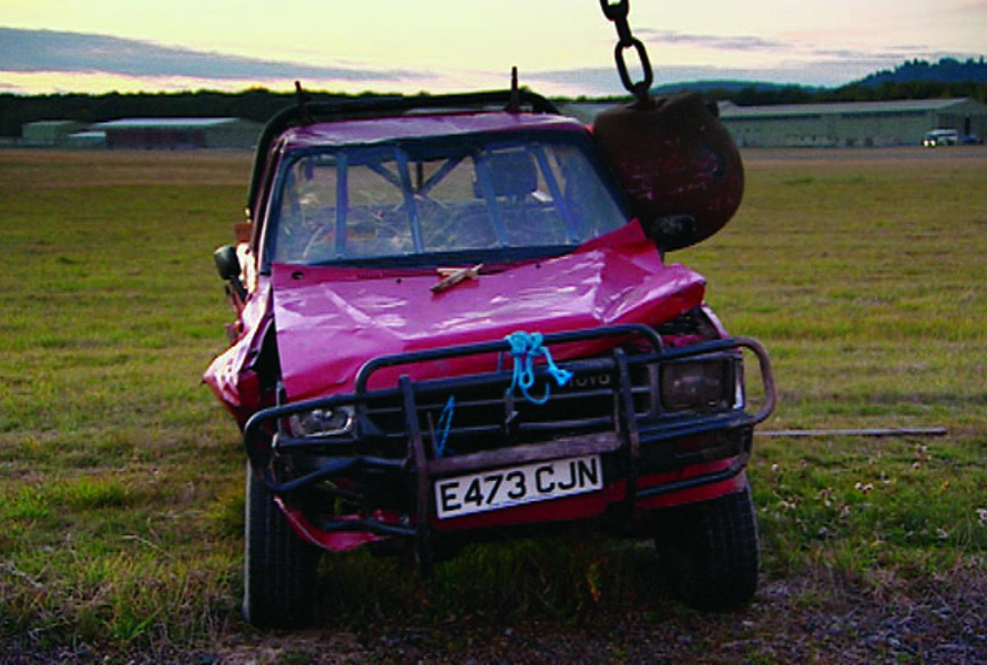 Co się stało z niezniszczalną Toyotą Hilux z Top Gear?