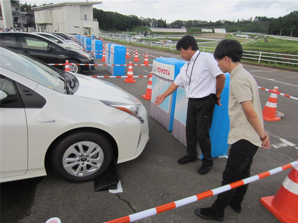 Systemy bezpieczeństwa czynnego Toyoty zmniejszają prawdopodobieństwo zderzenia o 90%