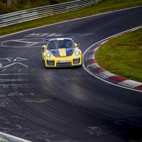 911 GT2 RS najszybszym Porsche 911