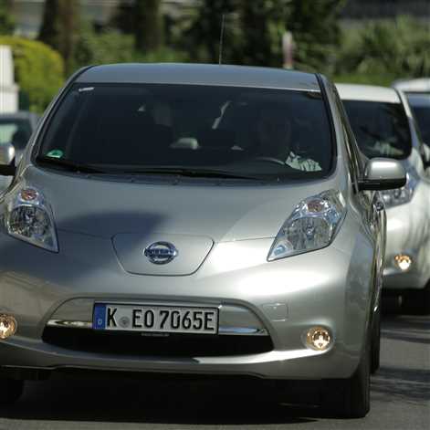 Nissan demonstruje możliwości samochodów elektrycznych
