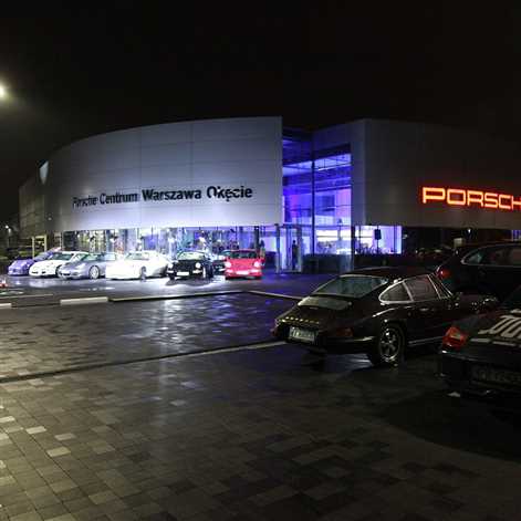 Legenda rajdów na otwarciu Porsche Centrum Warszawa Okęcie