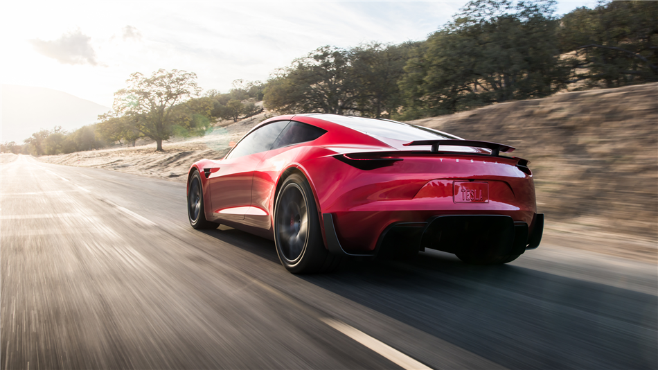 Tesla Roadster imponuje przyspieszeniem