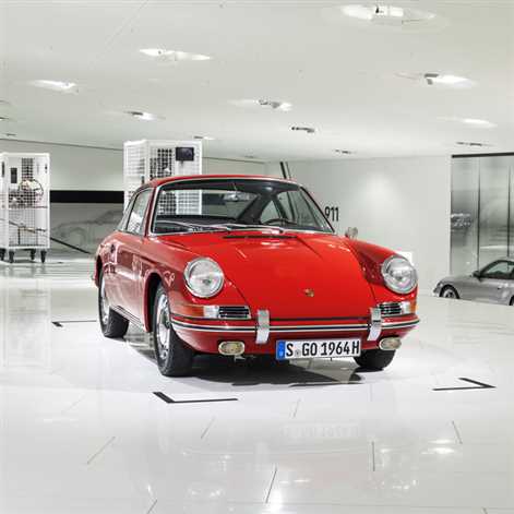 Porsche Museum po raz pierwszy prezentuje najstarszą 911