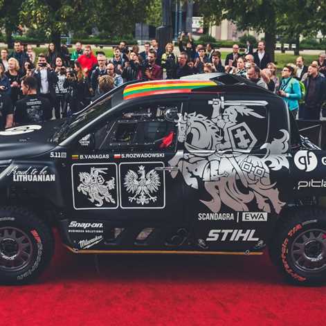 Rajd Dakar: Toyota Hilux Black Hawk V litewsko-polskiego teamu Pitlane