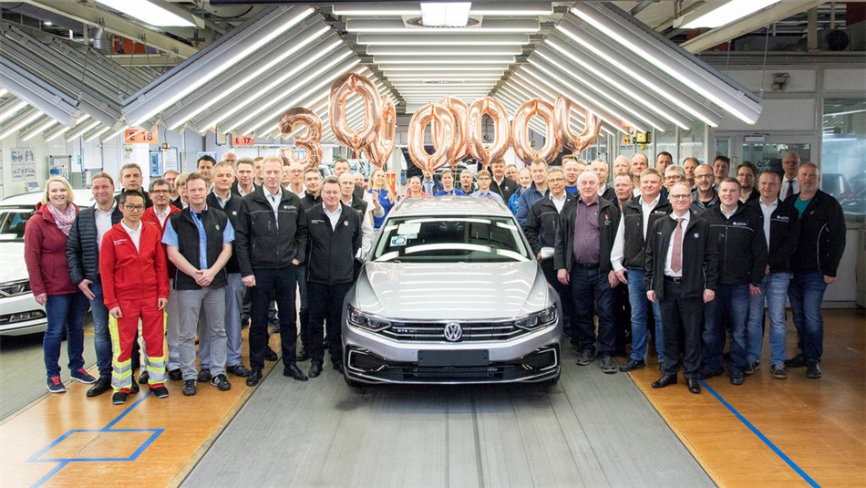 Rekordowy Volkswagen Passat wyjechał z fabryki