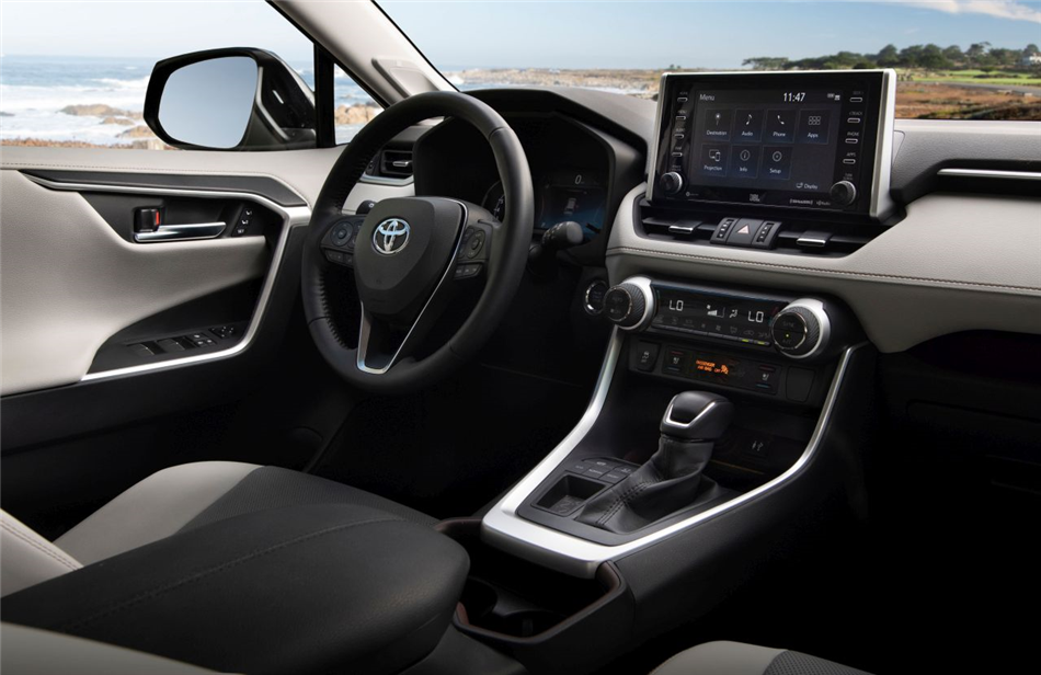 Toyota RAV4 nagrodzona w 2019 Wards 10 Best Interiors