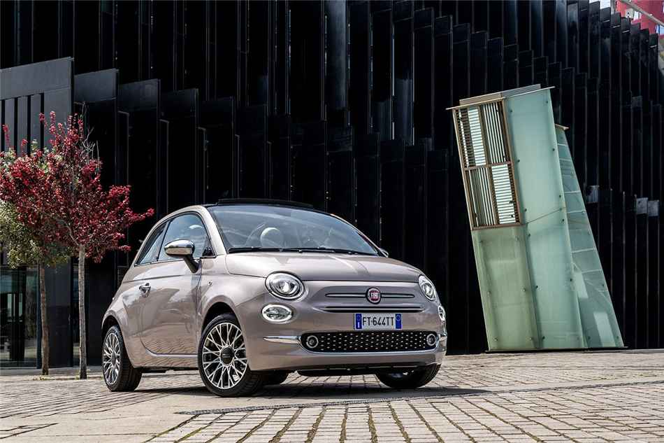 Fiat sprzedał już trzy miliony samochodów z rodziny 500 w Europie