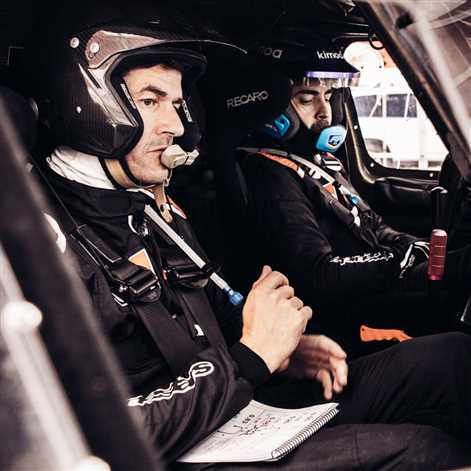 Marc Coma pilotem Fernando Alonso