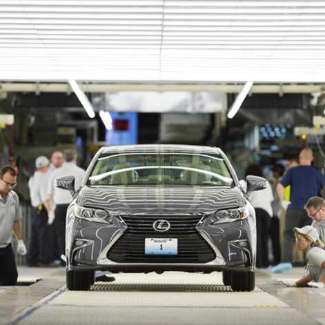 Lexus uruchomił fabrykę w USA