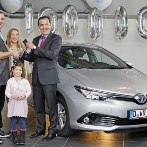 Milionowy Auris. Toyota sprzedała w Europie ponad 1 mln hybryd