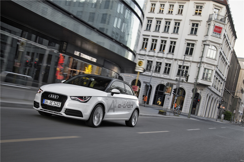 Audi w testach simTD - projekt Ampelinfo online