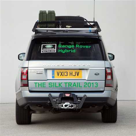 Pierwsze hybrydy od Range Rovera