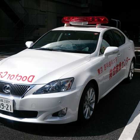 Zaawansowany system automatycznego wzywania pomocy po wypadku w samochodach Toyoty, Lexusa i Hondy 