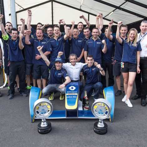 Renault przejmuje Lotus F1 Team