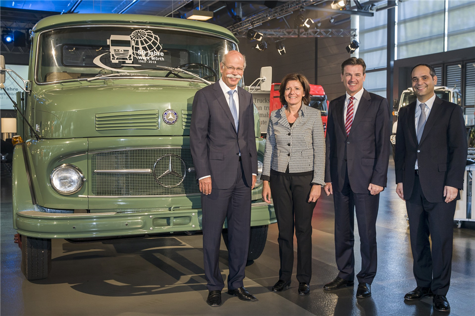 50 lat fabryki ciężarówek Mercedes-Benz