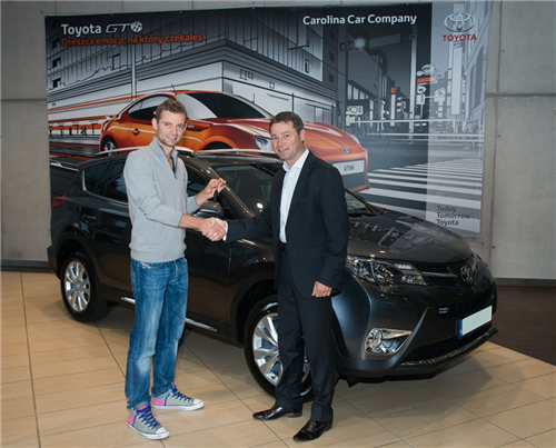 Mariusz Fyrstenberg i jego Toyota RAV4