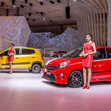 Toyota na Indonesia International Auto Show 2015