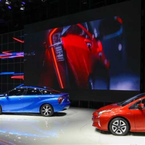 Dwie nowe hybrydy plug-in Toyoty na Salonie Samochodowym w Pekinie