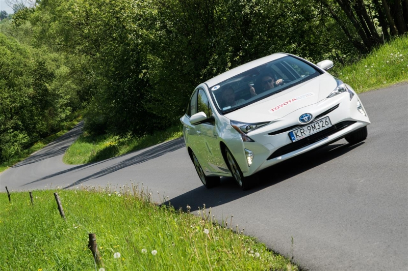 Toyota Economy Race nowy Prius uzyskał wynik zużycia