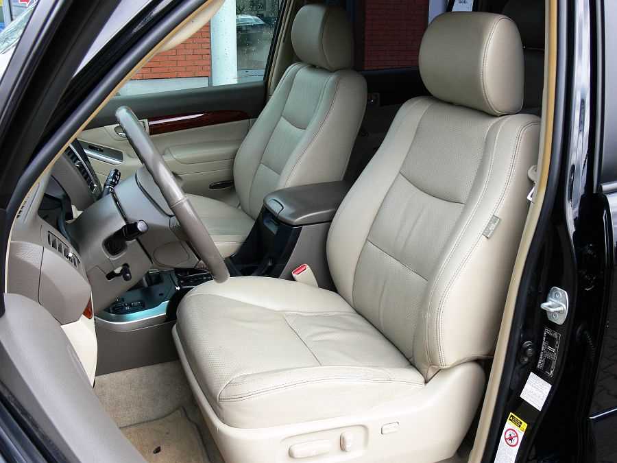 Toyota Land Cruiser 120/150 3.0 D Sol Navi aut Diesel, 2006