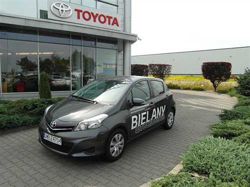 Toyota Yaris 1.0 Valvematic Active Benzyna, 2014 r.