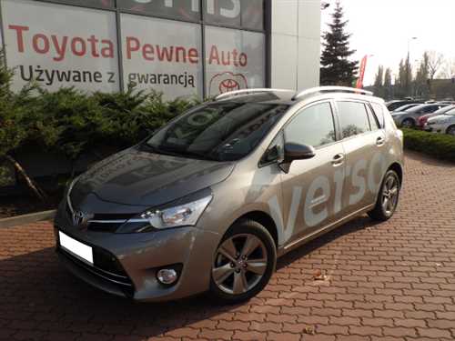 Toyota Verso 1.8 Premium 7os Style Benzyna, 2014 r.