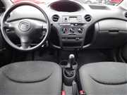 Toyota Yaris 1.3 Terra Benzyna, 2004 r.