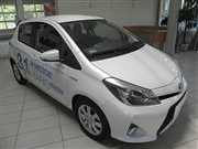 Toyota Yaris Hybrid 100 Premium Hybryda, 2014 r.