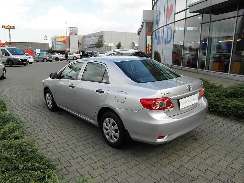 Toyota Corolla WYPRZEDAŻ nowa cena 38900 Benzyna, 2010 r
